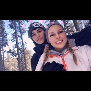 Meet your Posher, Brook